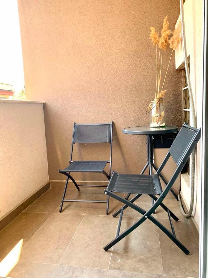 סקופיה Modern Apartment On Perfect Location מראה חיצוני תמונה